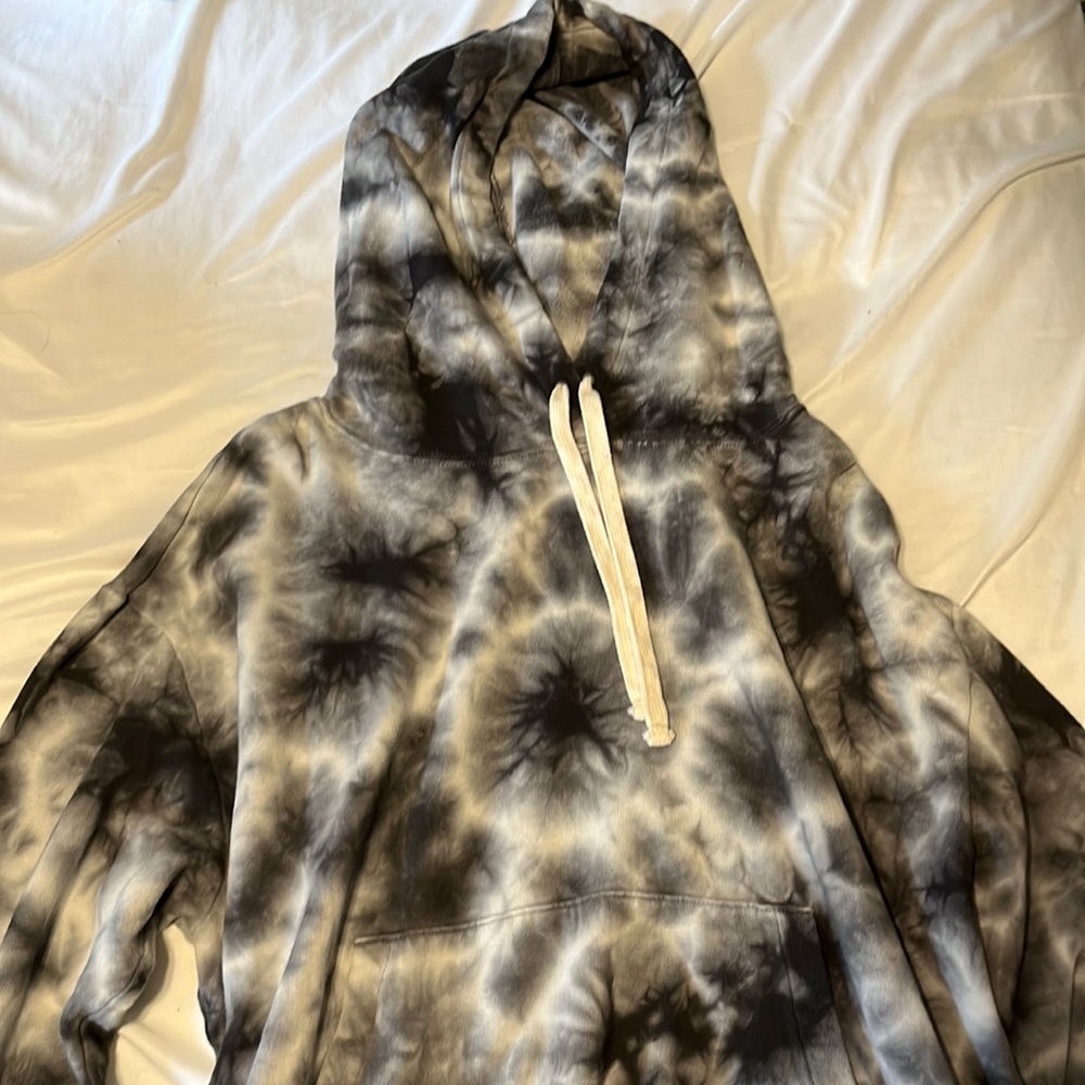 !!never worn!! gap tye dye gray hoodie